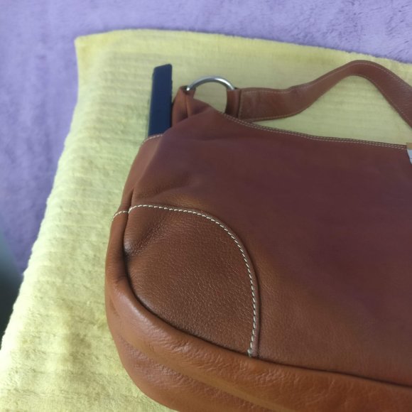 ROOTS Carly Tote Genuine Vegetable tanned 100% Natural Leather Shoulder bag new! - Picture 4 of 16